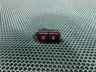 кнопка открытия багажника Mercedes-Benz CLS-Класс C257 2018, 2.0 л., OM 654.920, дизель, АКПП, внедорожник 5 дв., A2208211479