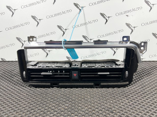 дефлектор обдува салона Nissan Rogue T33 2022, 1.5 л., KR15, бензин, АКПП, внедорожник 5 дв., 687516RR0A