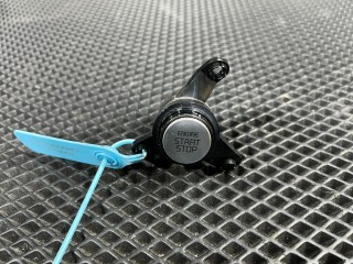 кнопка запуска двигателя Kia Sorento 4 поколение 2023, 2.5 л., бензин, АКПП, внедорожник 5 дв., передний привод, 93500-P2000