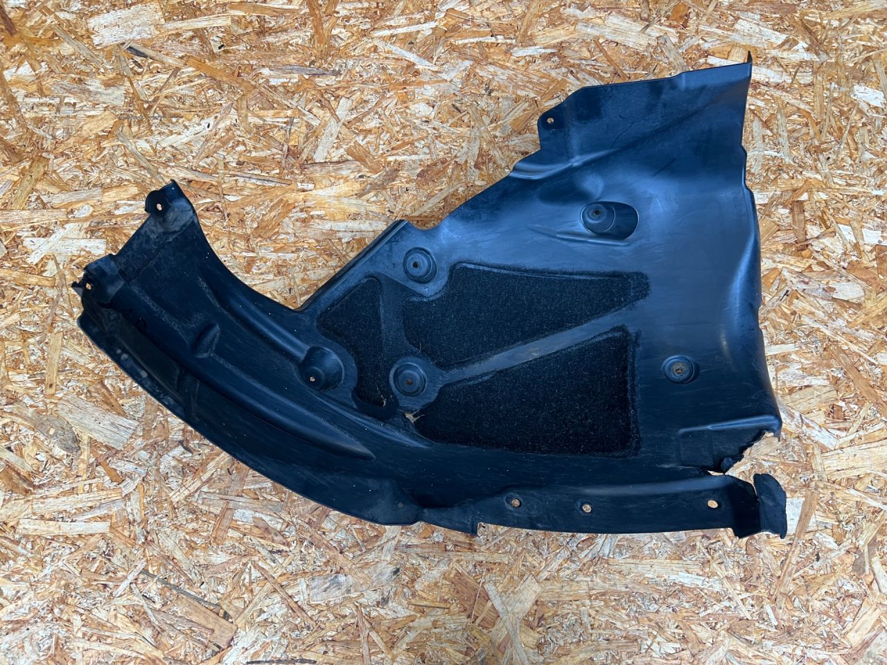 защита арок передняя правая (подкрылок) BMW M4 G82/G83 2024, 3.0 л., бензин, АКПП, 517117949110 - фото №1