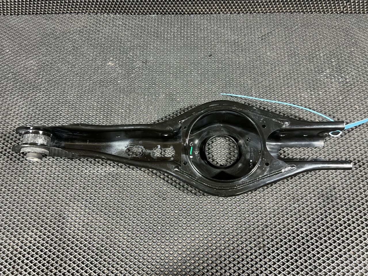 рычаг задний левый Kia K5 3 поколение 2023, 1.6 л., G4FP, бензин, АКПП, седан, 55210L3000 - фото №1