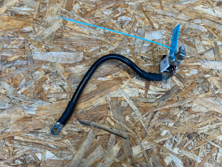 клемма аккумулятора минус Porsche Macan GTS 1 поколение [2-й рестайлинг] 95B 2022, 2.9 л., DGR, бензин, АКПП, внедорожник 5 дв., 80A915181A