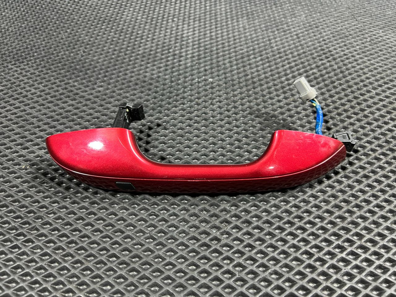 ручка наружная Kia Sorento 4 поколение 2023, 2.0 л., G4KA, бензин, АКПП, внедорожник 5 дв., передний привод, 82661P2800 - фото №1