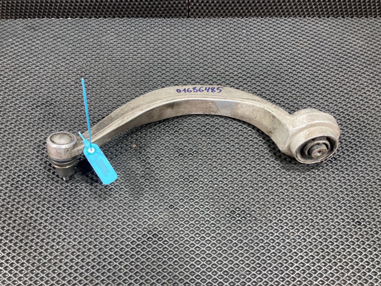 рычаг передний левый Audi A8 D4/4H 2012, 4.2 л., CDRA, бензин, АКПП, седан, 4H0407693F - фото №1