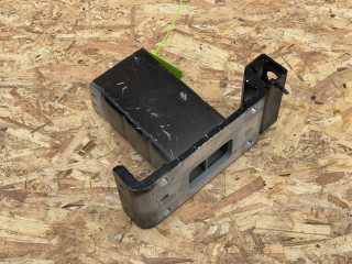 кронштейн переднего бампера Land Rover Range Rover Sport 2 поколение 2015, 3.0 л., 306PS, бензин, АКПП, внедорожник 5 дв., CRLA103A33AC, LR033057