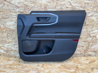 обшивка двери передняя правая Ford Bronco Sport 1 поколение 2021, 1.5 л., бензин, АКПП, внедорожник 5 дв., M1PB-S060B00-AC