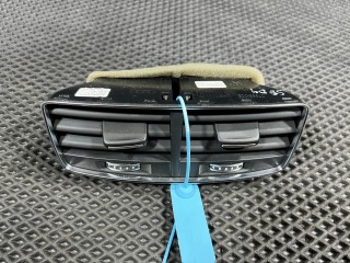 дефлектор обдува салона Audi S8 D4 2013, 4.0 л., CGTA, бензин, АКПП, седан, 4H0819203B