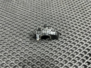 крепление ( кронштейн ) крыла Kia Sorento 4 поколение 2023, 2.5 л., бензин, АКПП, внедорожник 5 дв., передний привод, 841E6R5000