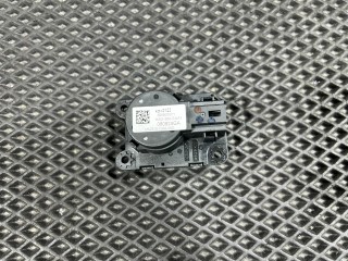 моторчик заслонки печки Chevrolet Trax 2 поколение 2023, 1.2 л., бензин, АКПП, внедорожник 5 дв., 42812123