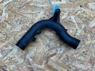 патрубок (трубопровод, шланг) Volkswagen Tiguan 2 поколение [рестайлинг] 2024, 2.0 л., DTEA, бензин, АКПП, внедорожник 5 дв., полный привод, 5QF145792, 6C0145770A