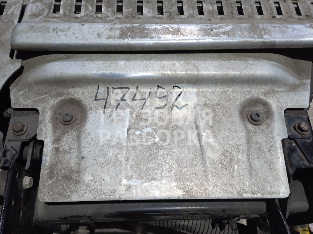 облицовка глушителя DAF XF 106 1 поколение 2014 - фото №1