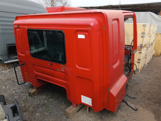 кабина DAF CF-series 1 поколение 2009, 12.9 л., MX 300, дизель, АКПП, красный, правый руль