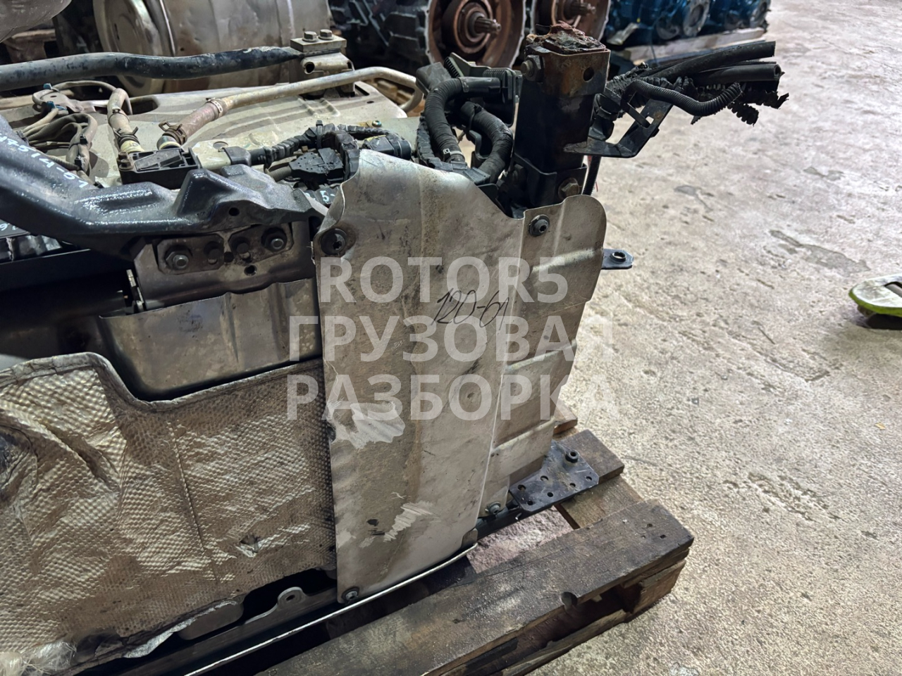 облицовка глушителя DAF CF-series 1 поколение 2018 - фото №1