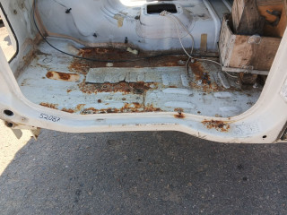 порог левый Volvo FH 12 поколение 2005, 20379378