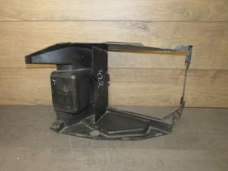 воздуховод интеркулера Land Rover Range Rover 4 поколение 2016, 3.0 л., дизель, CPLA-8C465-AC