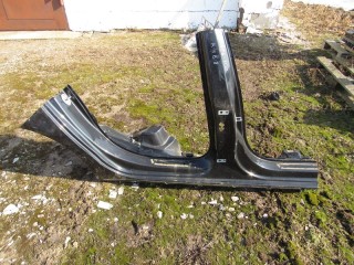 порог левый Audi A4 B8/8K 2009