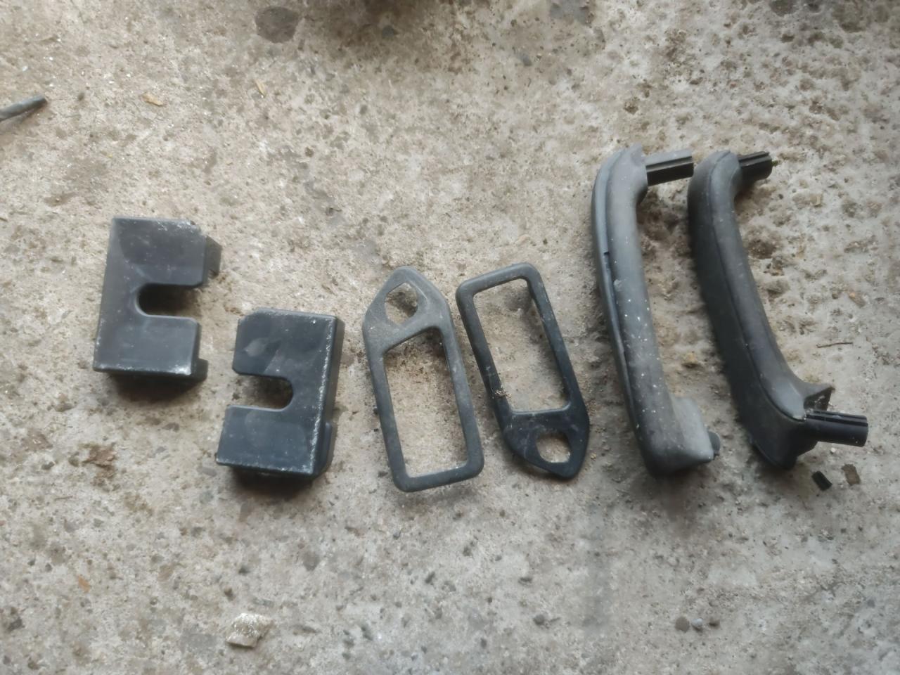 пластик Volkswagen Passat B3 1992 - фото №1