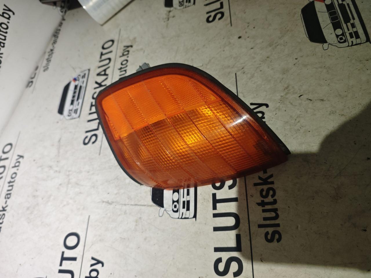 поворотник левый Mercedes-Benz S-Класс W140/C140 W140 1993, 3.2 л., бензин, АКПП, темно серый, седан, задний привод, правый руль - фото №1