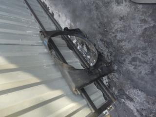 диффузор вентилятора BMW 7 серия E38 [рестайлинг] E38 2001, 2.8 л., бензин, АКПП, фиолетовый, седан, задний привод, правый руль