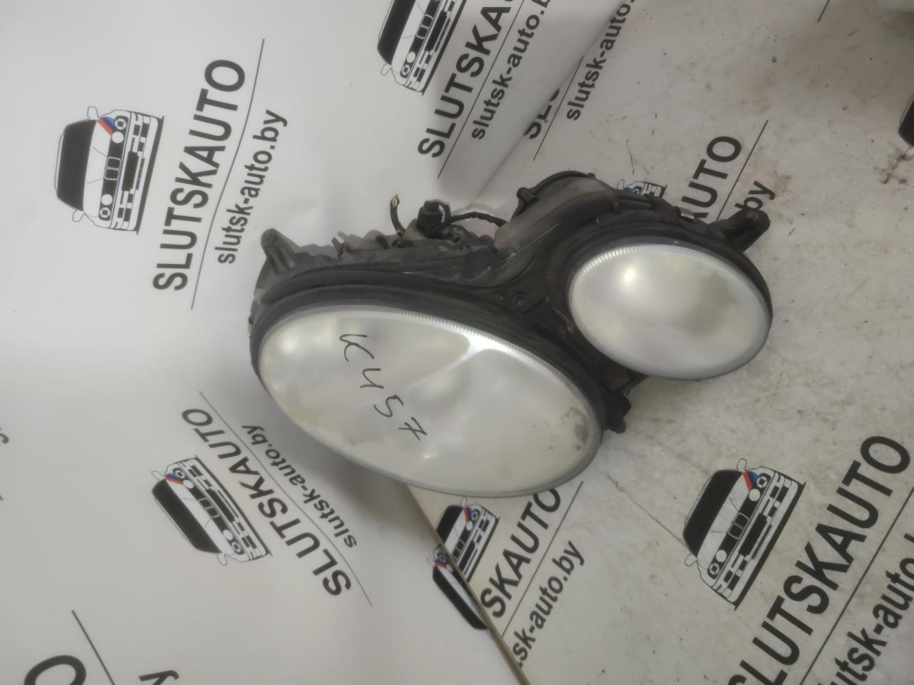 фара правая Mercedes-Benz E-Класс W211/S211 S211 2005, 2.6 л., бензин, АКПП, серебристый металлик, универсал - фото №1