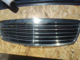 решетка капота Mercedes-Benz E-Класс W211/S211 W211 2003, 2.7 л., дизель, 6МКПП, серебристый металлик, седан, задний привод