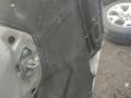 капот Mercedes-Benz E-Класс W210/S210 [рестайлинг] (1999 - 2003) - фото №5