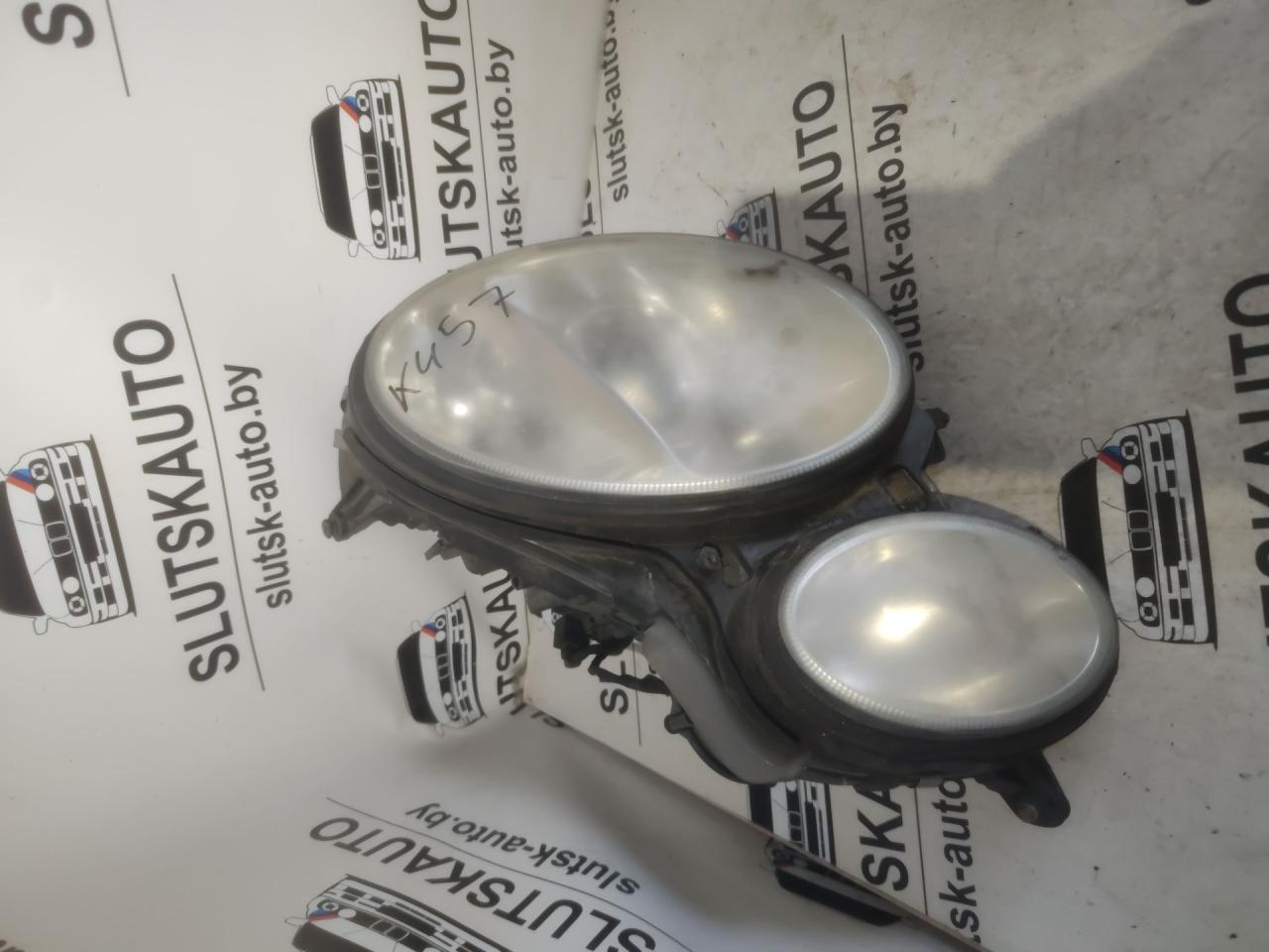 фара левая Mercedes-Benz E-Класс W211/S211 S211 2005, 2.6 л., бензин, АКПП, серебристый металлик, универсал - фото №1