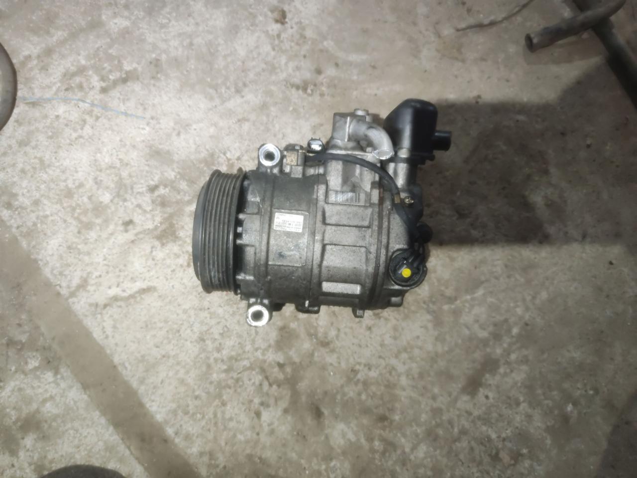 компрессор кондиционера Mercedes-Benz C-Класс W203/S203/CL203 2002, 2.2 л., дизель, АКПП - фото №1