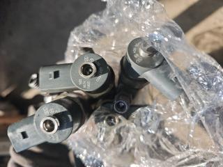 форсунка Mercedes-Benz C-Класс W202/S202 [рестайлинг] W202 1999, 2.2 л., дизель, АКПП, серебристый металлик, седан