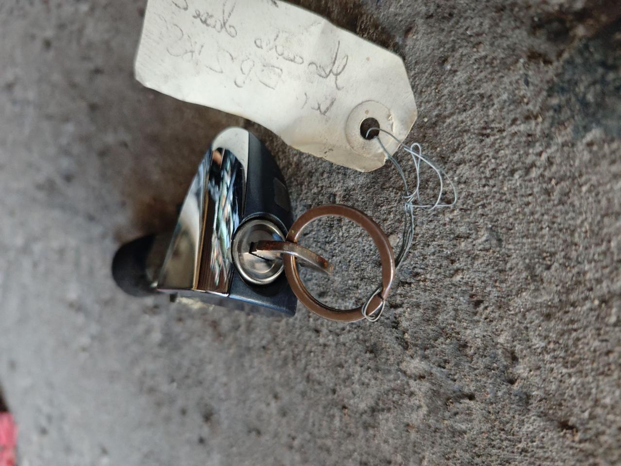 личинка дверного замка Mercedes-Benz C-Класс W203/S203/CL203 W203 2001, 2.2 л., дизель, 6МКПП, серый, седан, задний привод - фото №1