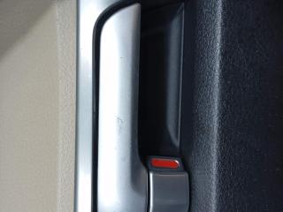 ручка внутренняя передняя правая Kia Sorento 2 поколение (2009 - 2012)