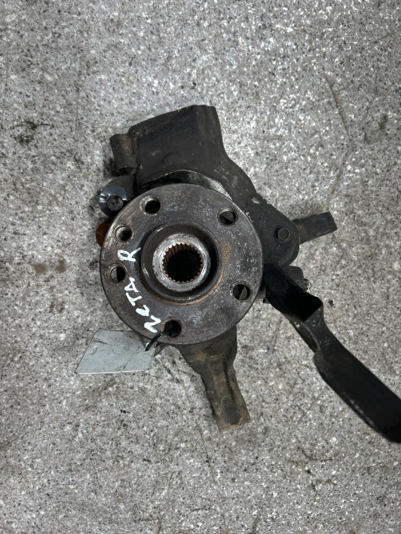 ступица передняя правая Lancia Zeta 1 поколение (1995 - 2002) - фото №1