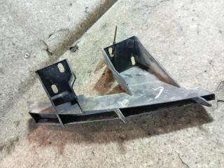 Крепление бампера переднего Audi Q7 4L (2005 - 2009), 3.0 л., дизель, 4L0807333