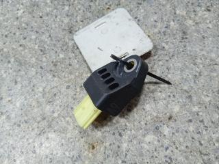 датчик удара Toyota Prius 3 поколение (2009 - 2011), 1.8 л., бензин, 89831-75010