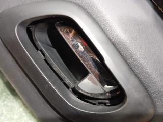 ручка внутренняя передняя левая Peugeot 5008 1 поколение [рестайлинг] (2013 - 2016)