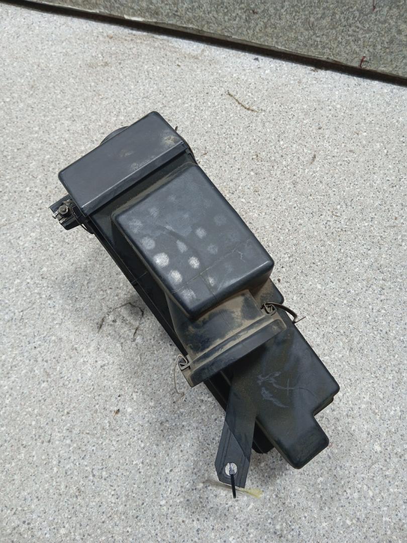 корпус воздушного фильтра Mercedes-Benz S-Класс W140/C140 (1991 - 1993), 6.0 л., M 120.980, бензин, АКПП, седан, 1200900101 - фото №1