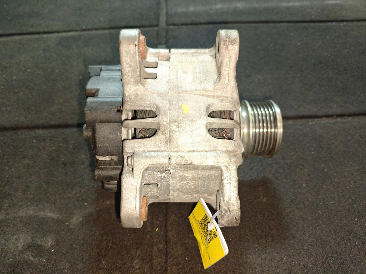 генератор Renault Megane 3 поколение (2008 - 2014), 1.5 л., DCi, дизель, 2606288A - фото №1
