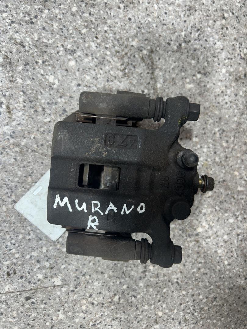 суппорт задний правый Nissan Murano Z50 (2002 - 2008), 3.5 л., i, полный привод - фото №1