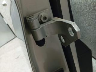 петля двери Volkswagen Passat B6 (2005 - 2010), седан