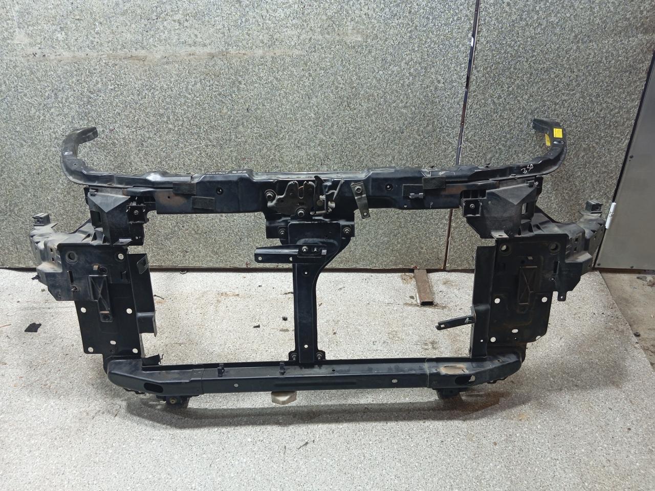 передняя панель крепления облицовки (телевизор) Nissan Murano Z50 (2002 - 2008), 3.5 л., i, АКПП, полный привод - фото №1