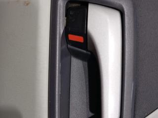 ручка внутренняя задняя правая Toyota Prius 3 поколение (2009 - 2011)