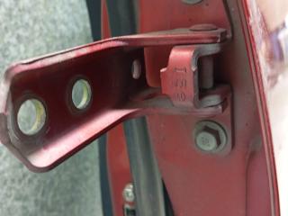 петля двери Mitsubishi Lancer 10 поколение (2007 - 2010)