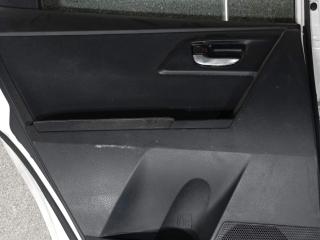 обшивка двери задняя левая Toyota Auris 2 поколение (2012 - 2015), универсал