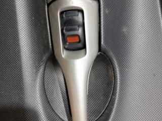 ручка внутренняя передняя правая Toyota Auris 1 поколение (2006 - 2009)