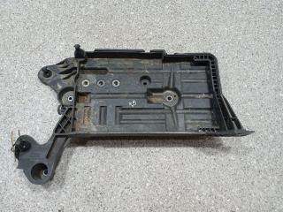 полка аккумулятора Volkswagen Golf 7 поколение (2012 - 2017), универсал, 5Q0915321J, 5Q0915331K