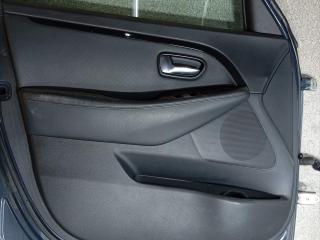 обшивка двери передняя левая Kia Carens 3 поколение (2013 - 2019), минивэн