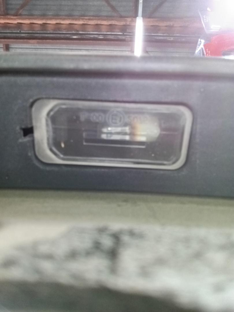 подсветка номера Ford Galaxy 2 поколение (2006 - 2010) - фото №1