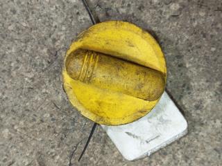 пробка маслозаливная Renault Megane 2 поколение [рестайлинг] (2006 - 2012), 1.5 л., DCi, K9K 732, дизель, 6МКПП