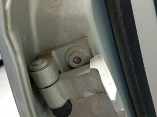 петля двери Volkswagen Passat B6 (2005 - 2010), седан