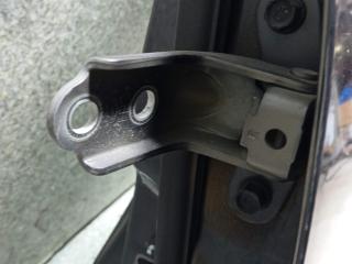 петля двери Kia Sportage 3 поколение (2010 - 2014)